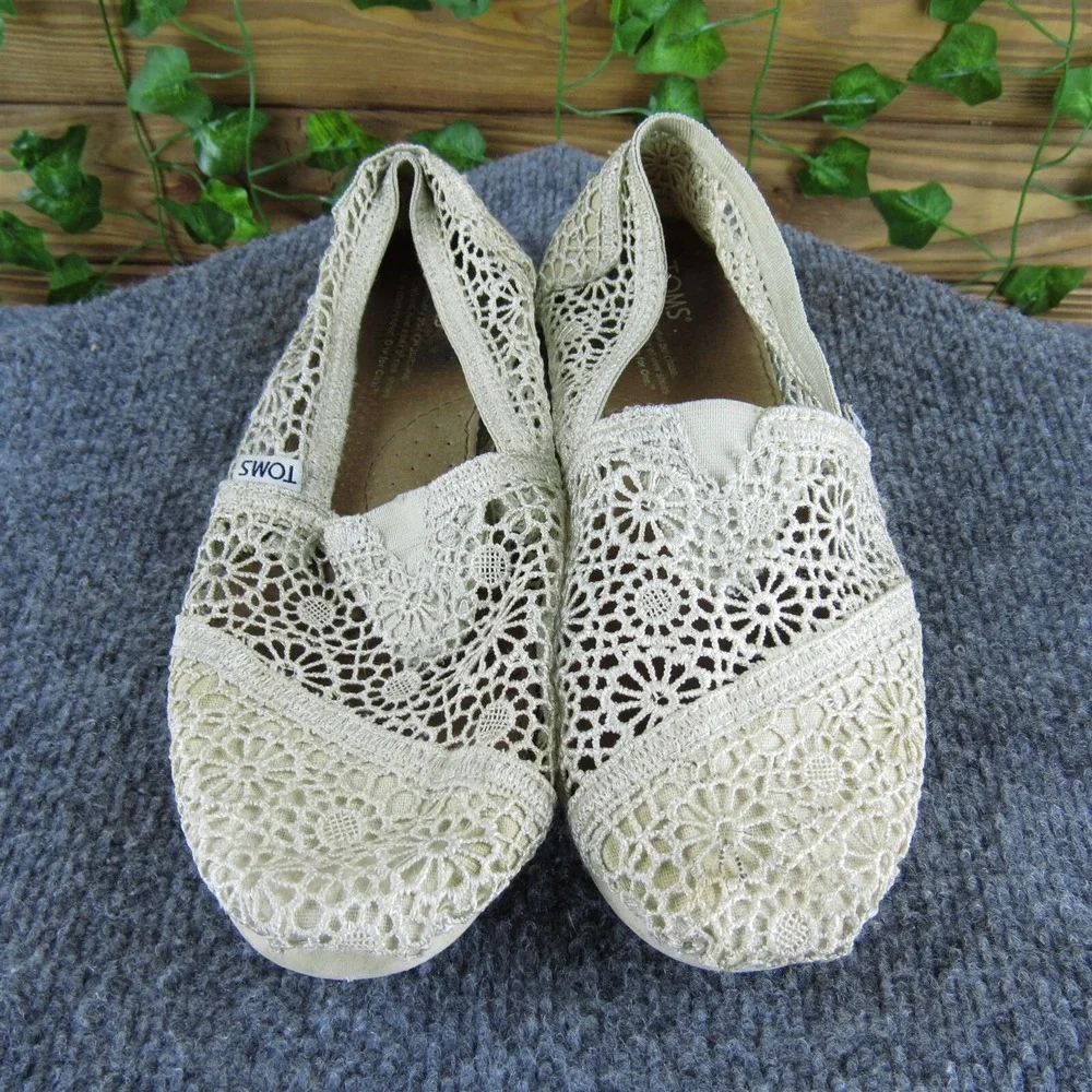TOMS Women Alpargata Moroccan Crochet Loafer Beige Fabric Sz 8 Medium Used 2025